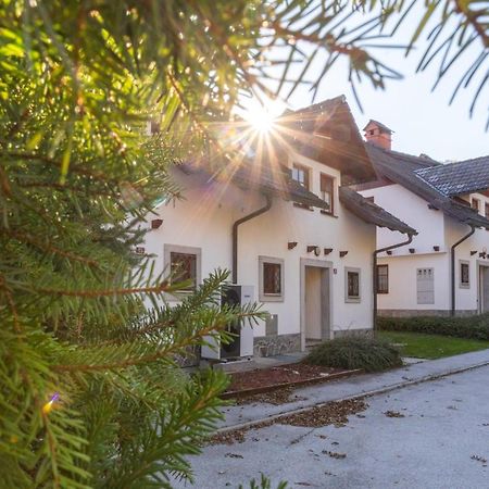 Apartmaji Potepuh Kranjska Gora Zewnętrze zdjęcie